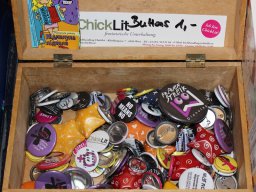 Buchhandlung ChickLit - Unsere Buttonbox